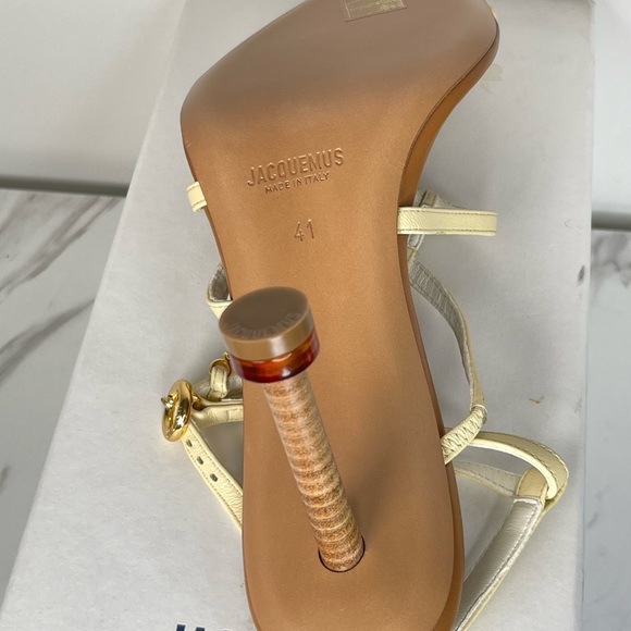 NWOT JACQUEMUS Les Sandales PRALU Hautes
SANDALS LOGO HEELS 41 - Picture 8 of 15